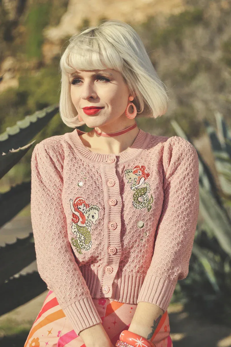 Cardigan mermaid sisters - rose (précommande) sold by Vintage Romance