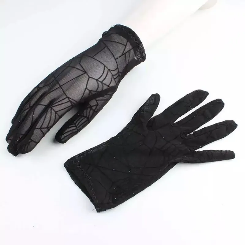 Gants Morticia sold by Vintage Romance