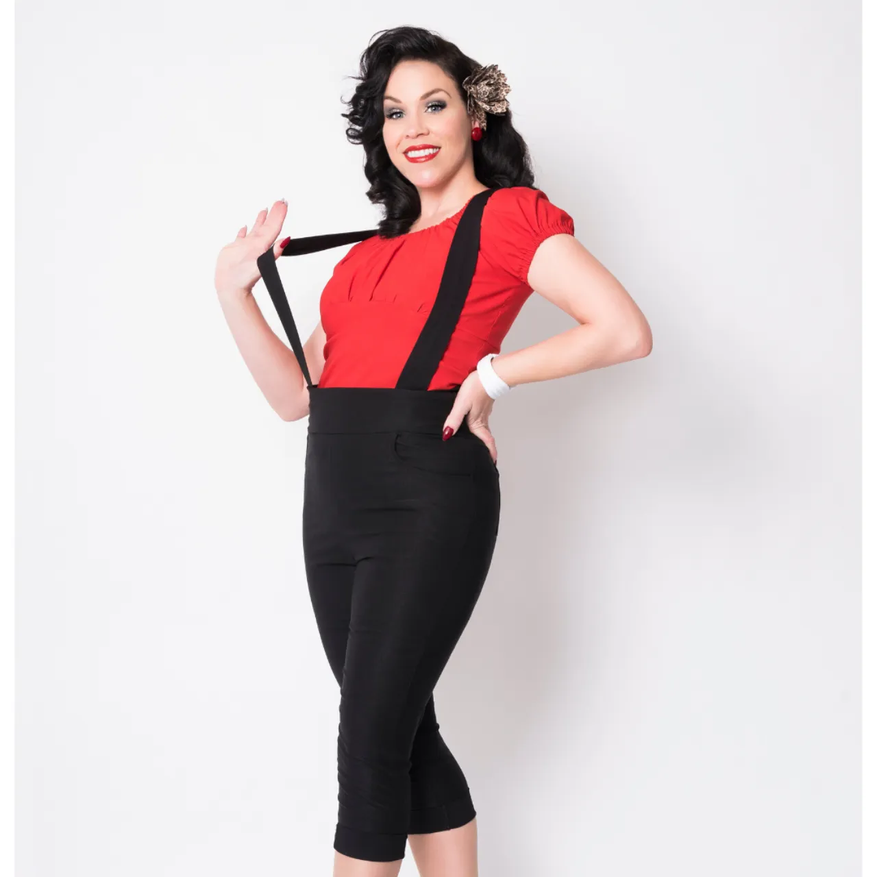 Capris Mansfield sold by Vintage Romance