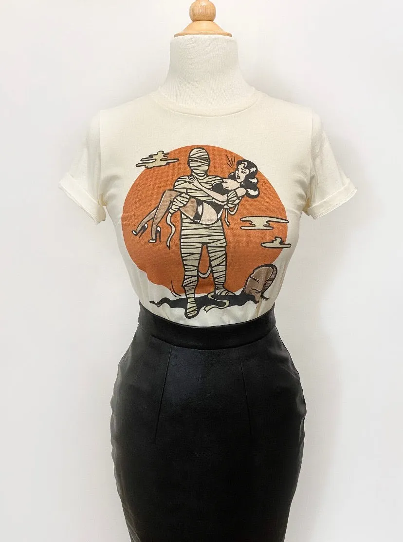 The mummy’s curse - ivoire sold by Vintage Romance product image thumbnail 4