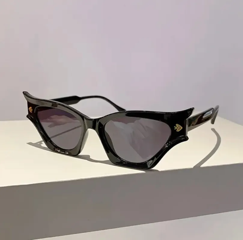 Lunette Monster sold by Vintage Romance