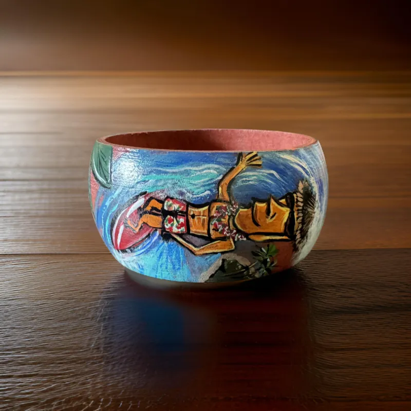 Bracelet surf sold by Vintage Romance