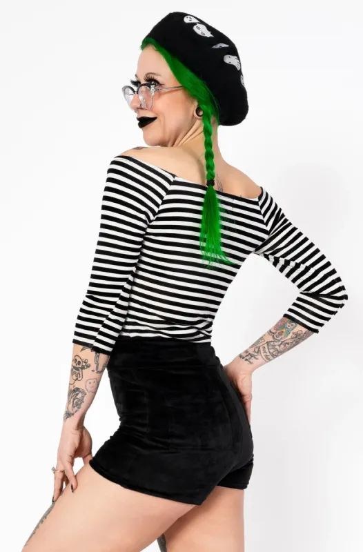 Mini shorts - velours noir sold by Vintage Romance