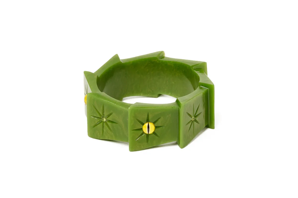 Bracelet large enchanted sold by Vintage Romance