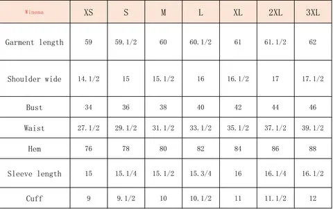 Robe Wionna sold by Vintage Romance product image thumbnail 3