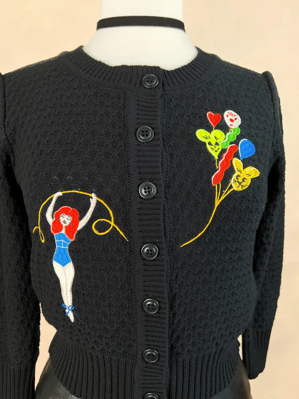 Cardigan circus balloon cropped (précommande) sold by Vintage Romance product image thumbnail 2