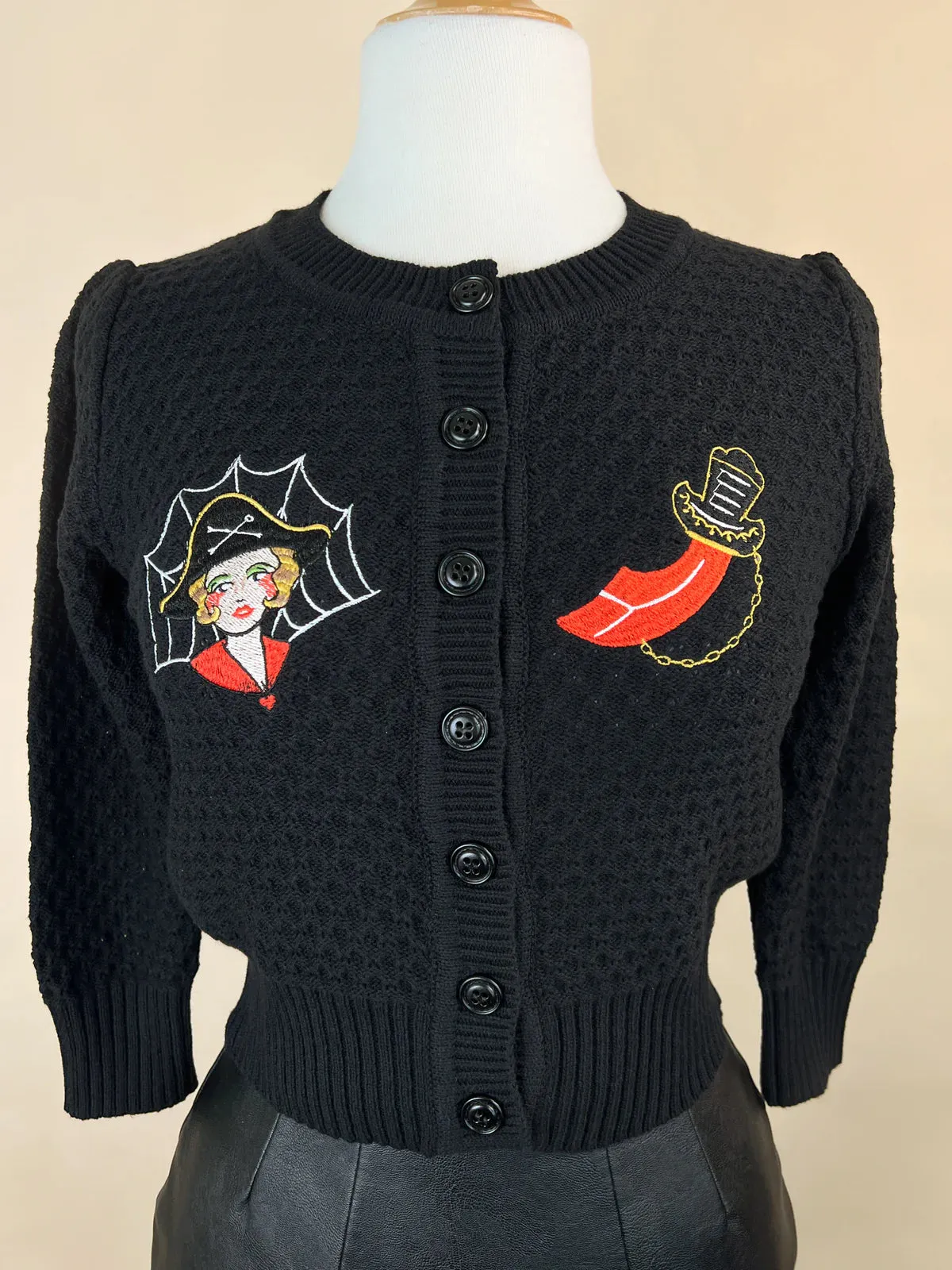 Cardigan scarlet buccaneer (précommande) sold by Vintage Romance product image thumbnail 2