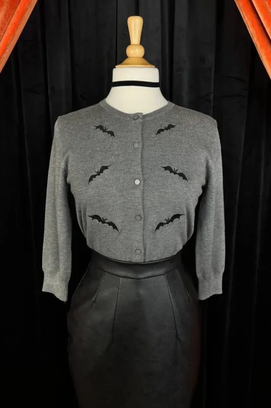 Cardigan Batty - Gris (précommande) sold by Vintage Romance