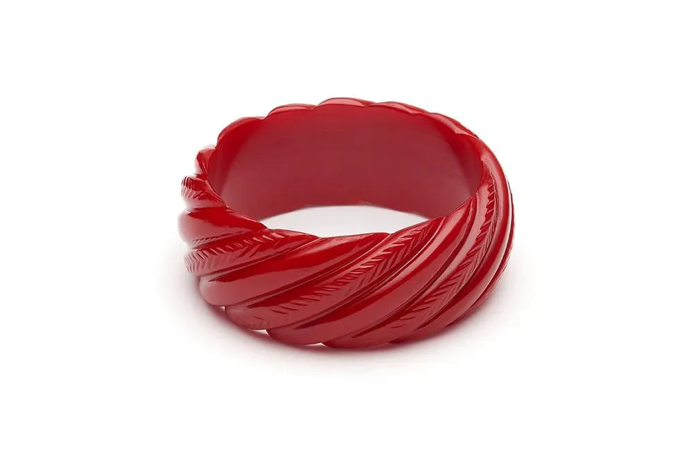 Bracelet large rouge sold by Vintage Romance