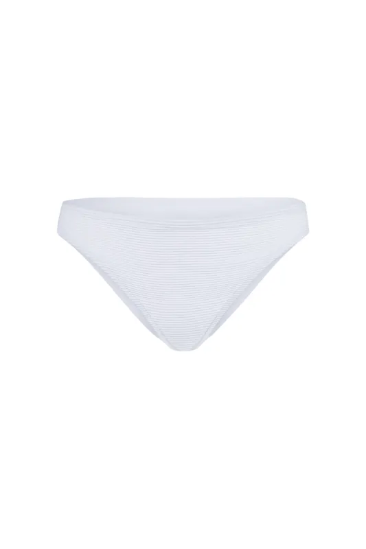 Signature Classic Brief - White sold by Zulu and Zephyr