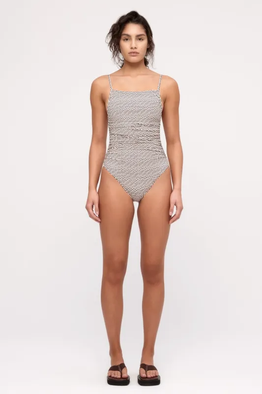 One Piece - Natural Spot made by Zulu and Zephyr