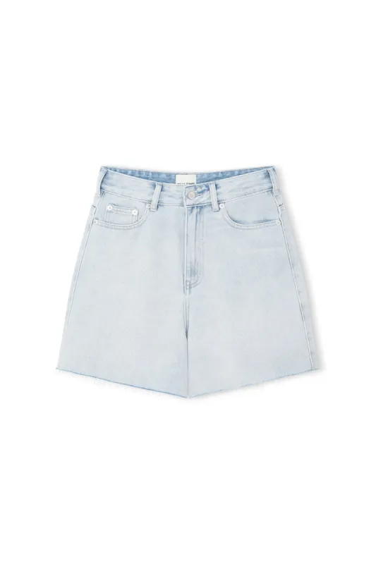 Signature Denim Classic Short - Washed Blue made by Zulu and Zephyr