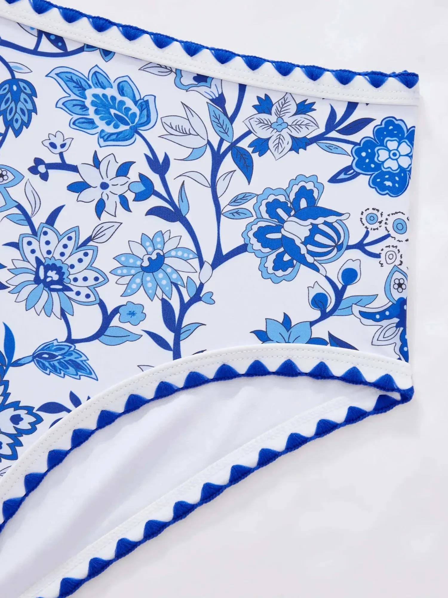 Floral Print Color Block Bikini Set sold by Suuksess product image thumbnail 4