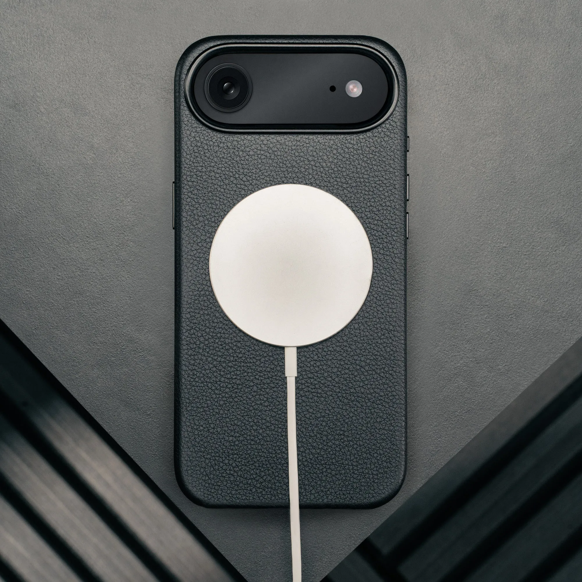 iPhone Air Leather Bumper Case (MagSafe Compatible) sold by Torro product image thumbnail 4