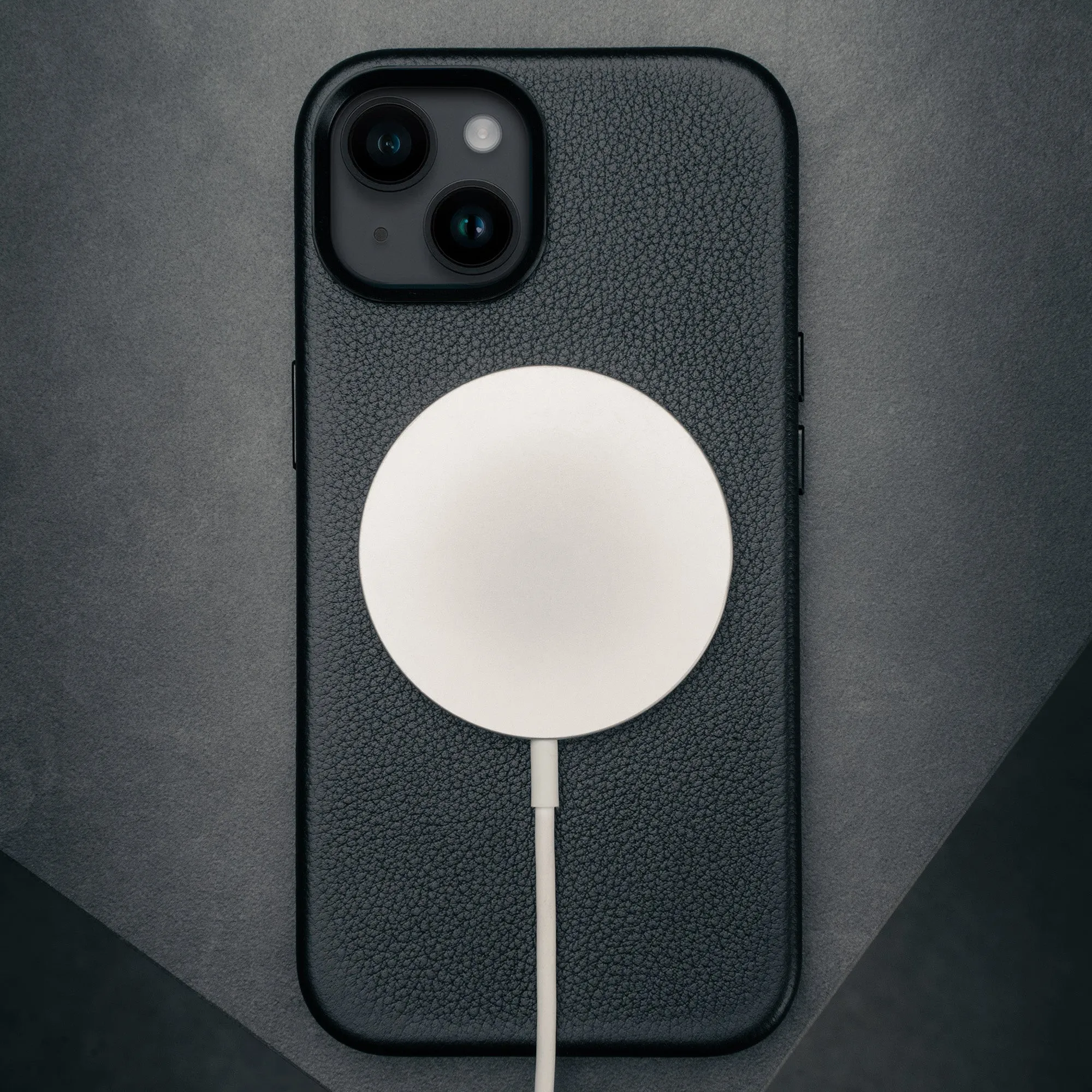iPhone 15 Slimline Leather Bumper Case (MagSafe Compatible) sold by Torro product image thumbnail 3