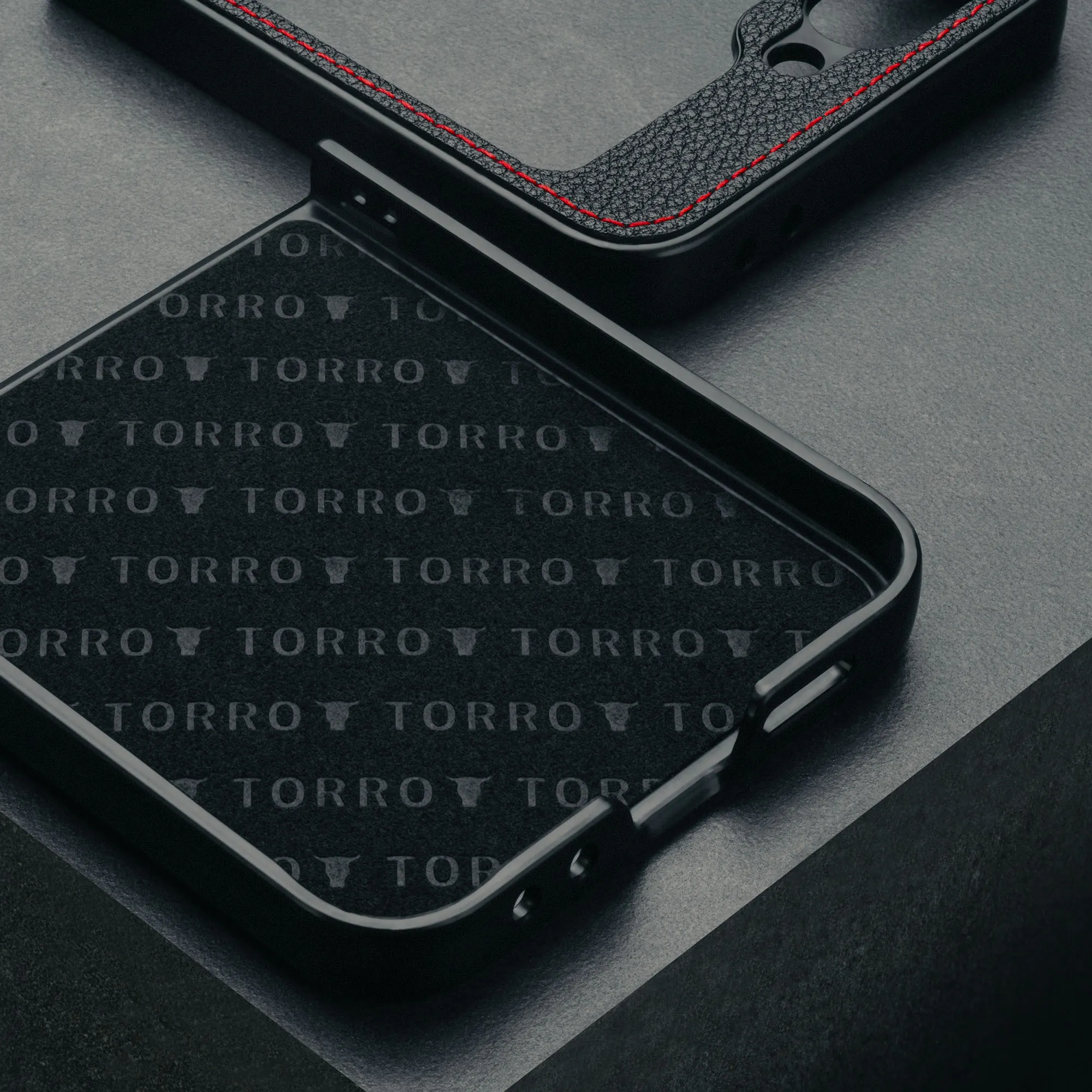 Samsung Galaxy Z Flip6 & Z Flip7 FE Leather Case sold by Torro product image thumbnail 4