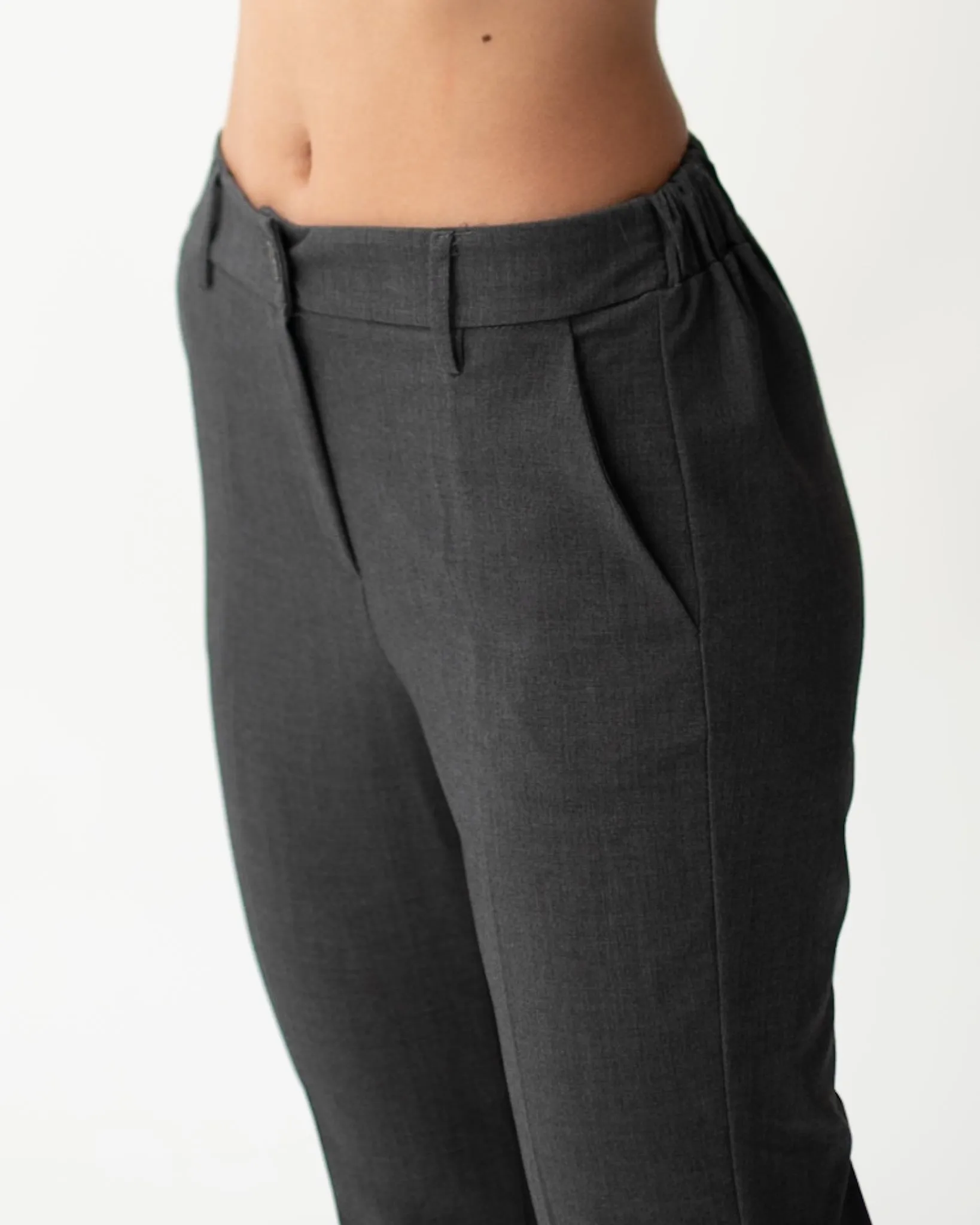 Pantaloni slim fit in fresco lana - Aremogna sold by Hope Fashion product image thumbnail 4