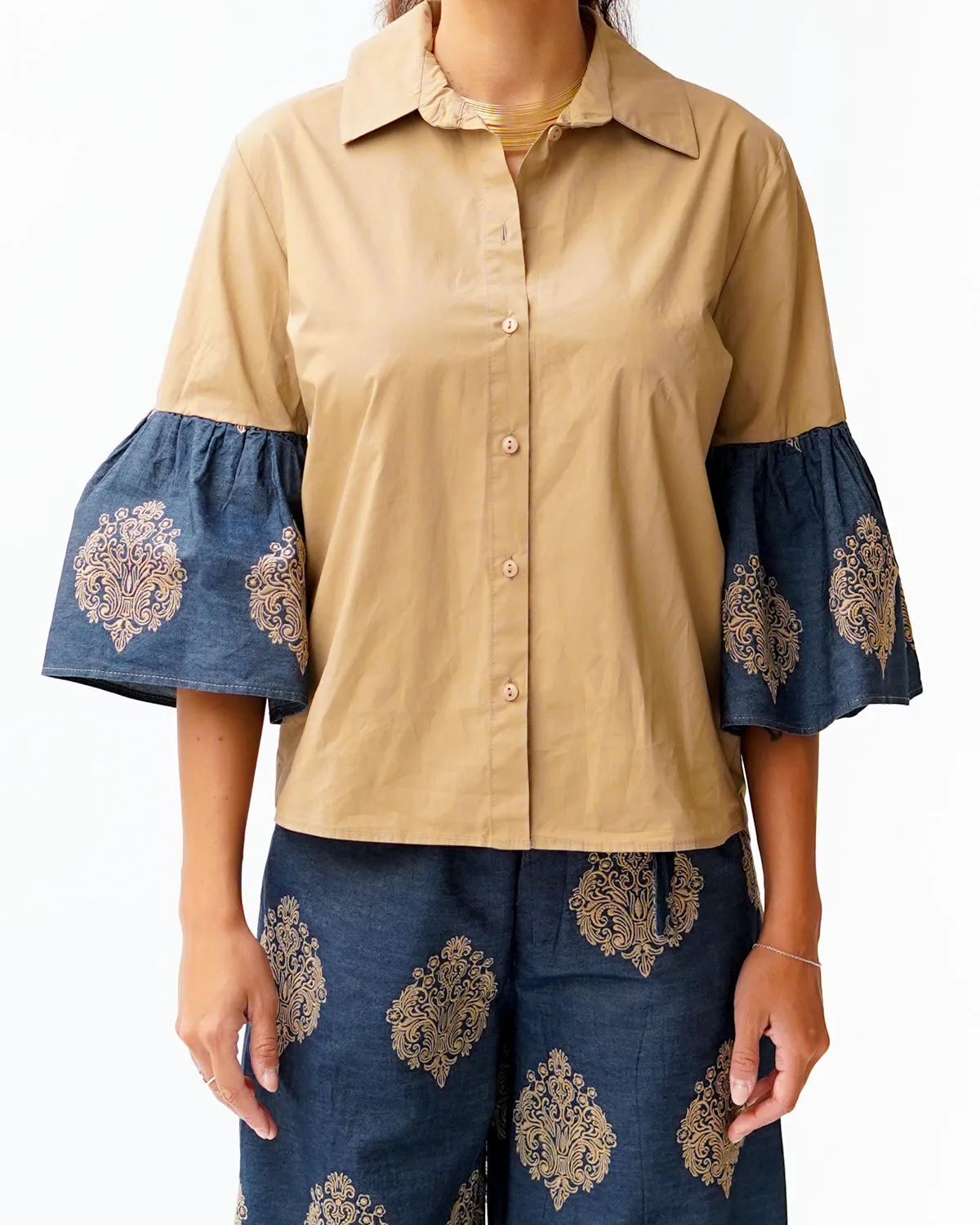 Pontiac sold by Hope Fashion