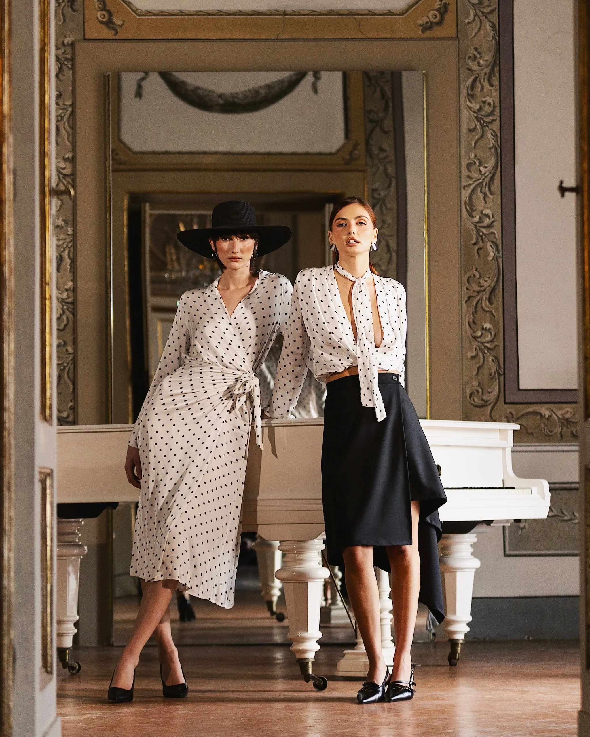 Aldair sold by Hope Fashion