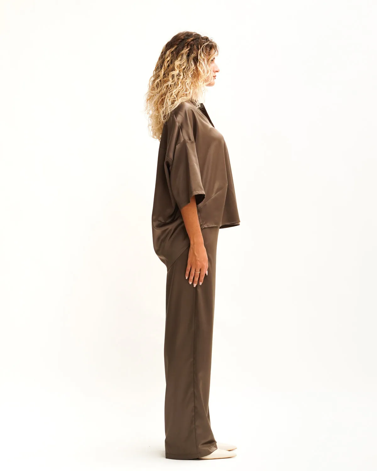 Coordinato over in raso leggero fermo monocolore - Mogol sold by Hope Fashion product image thumbnail 2