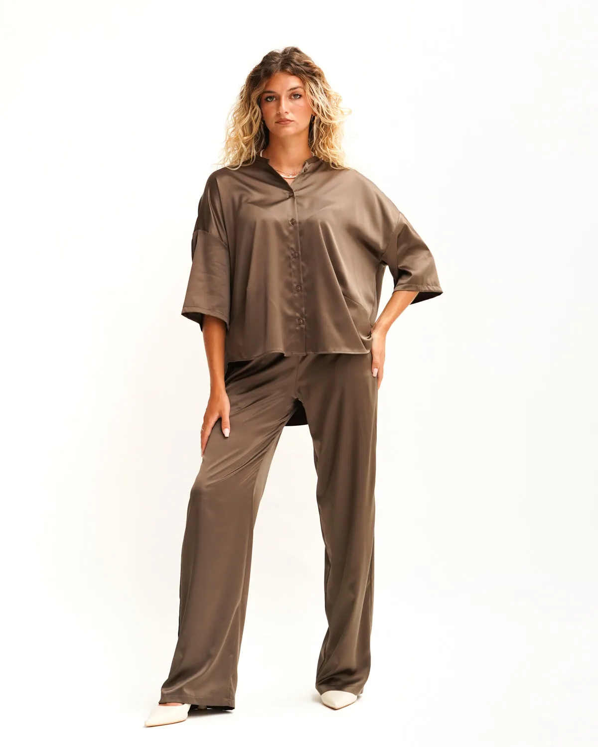 Coordinato over in raso leggero fermo monocolore - Mogol sold by Hope Fashion product image thumbnail 4
