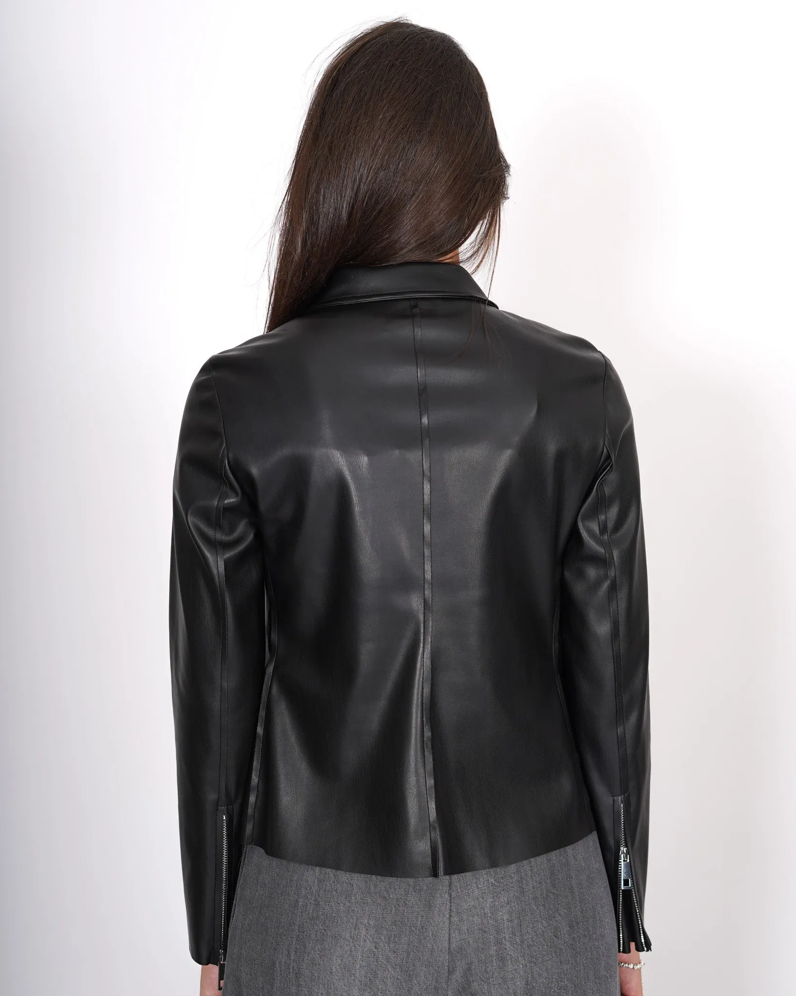 Chiodo corto in eco pelle con chiusura laterale e tasche - Treviso sold by Hope Fashion product image thumbnail 5