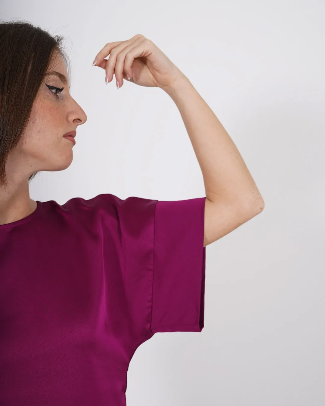 Blusa girocollo mezza manica in tessuto raso di viscosa - Trapano sold by Hope Fashion product image thumbnail 3