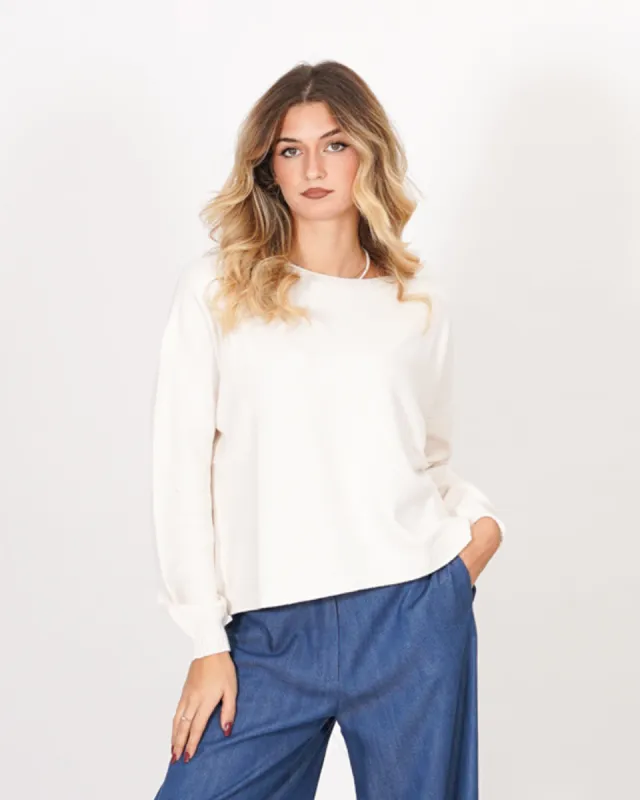 Maglia girocollo in mano lana- Nigeria sold by Hope Fashion