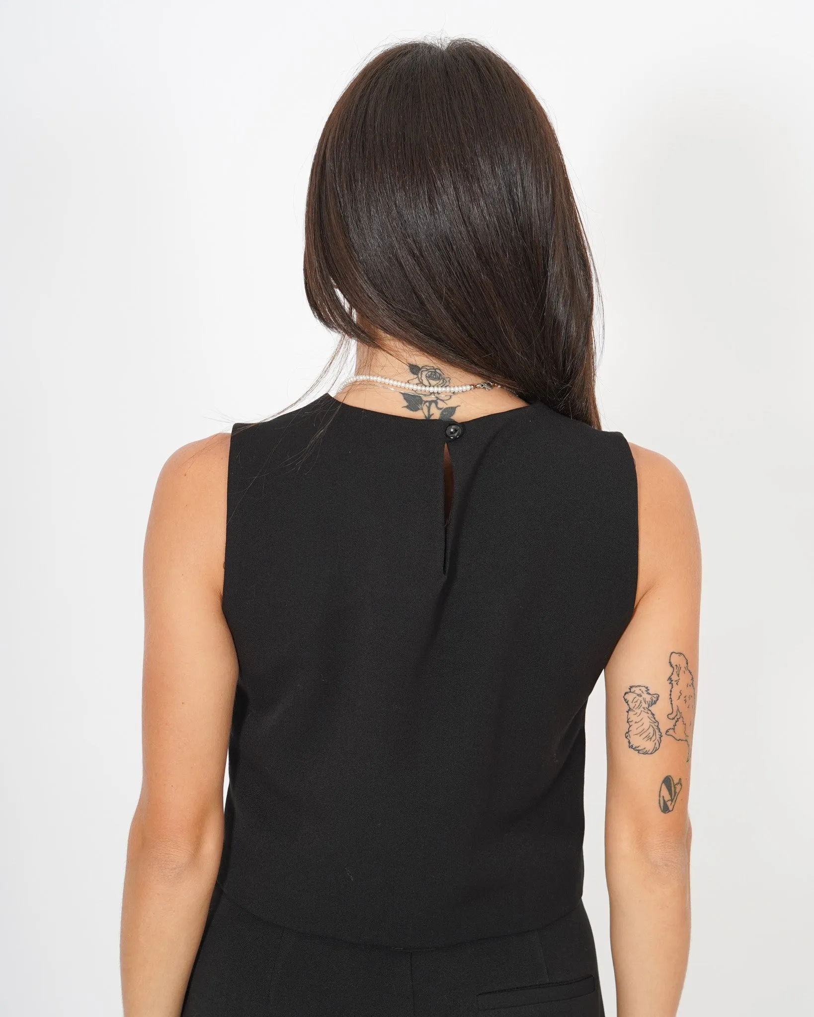 Blusa cropped smanicata in fresco lana - Zamorano sold by Hope Fashion product image thumbnail 3