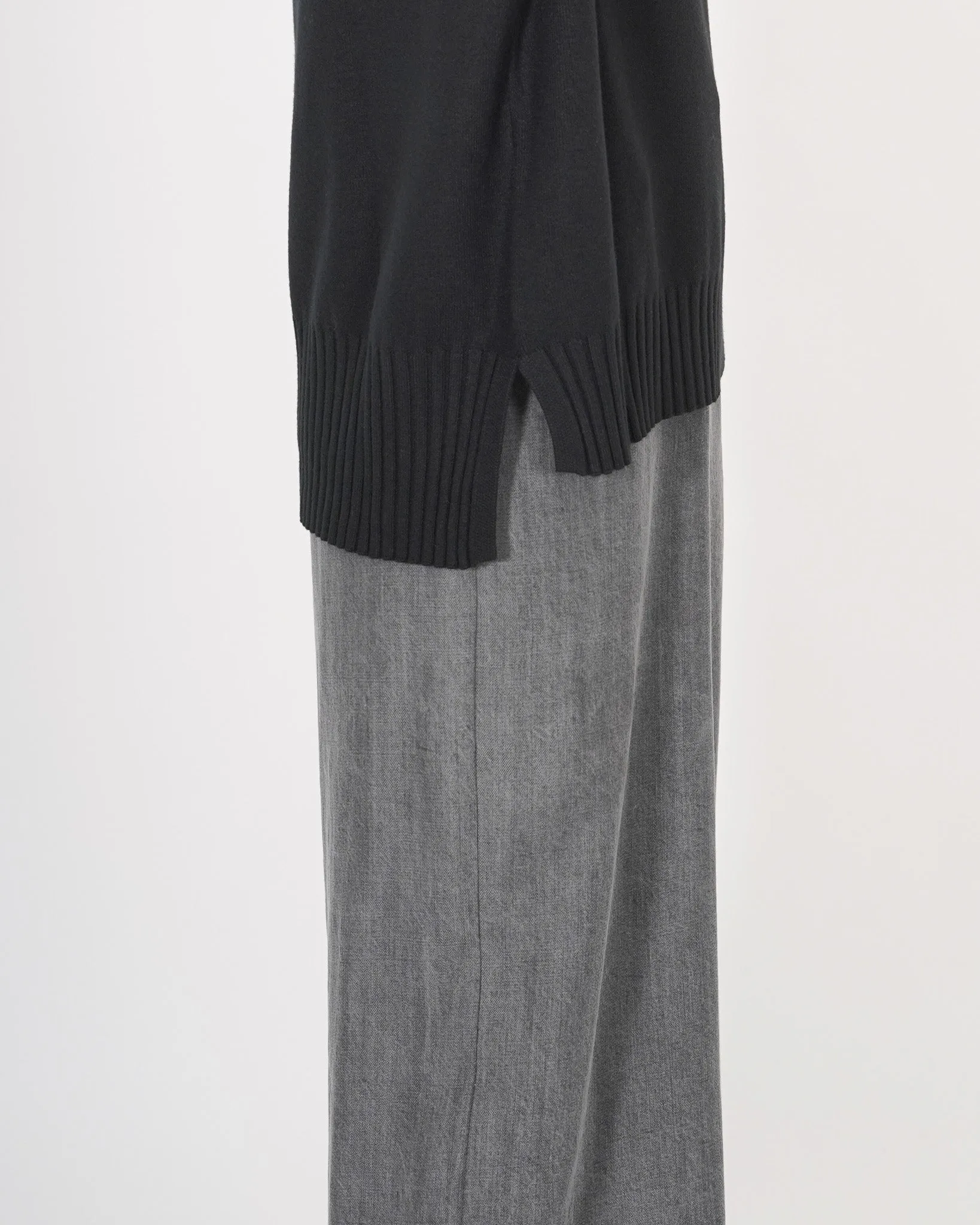 Maglia collo alto con spacchetti sul fondo - Gesso sold by Hope Fashion product image thumbnail 5