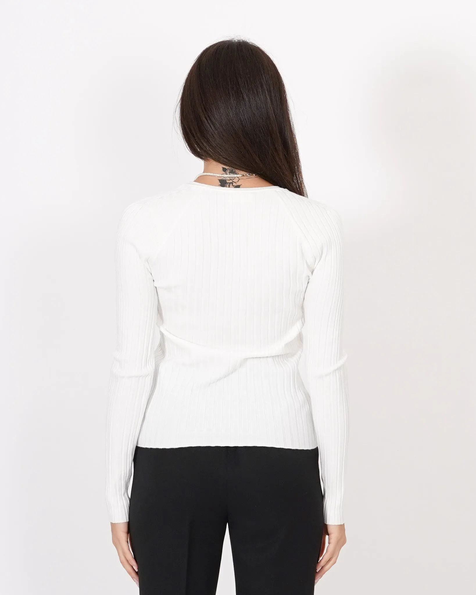 Maglia a costine con scollo a V - Verdesca sold by Hope Fashion product image thumbnail 4