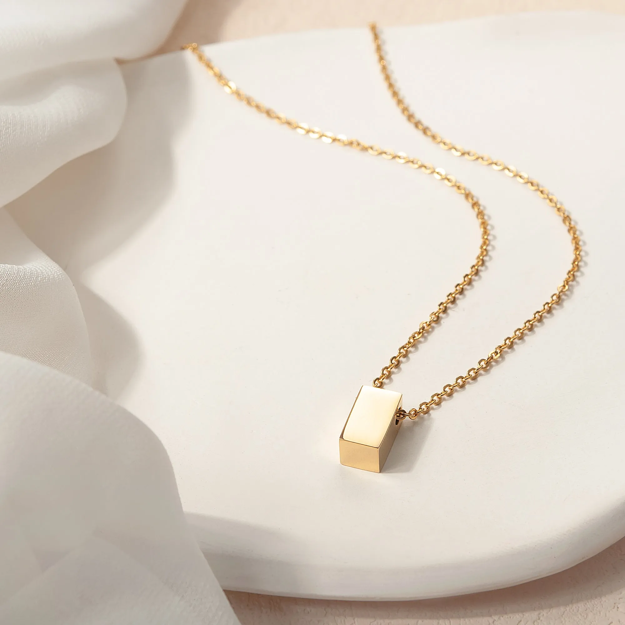 To the Wonderful Mother Cube Necklace Gift Set sold by Anavia product image thumbnail 4