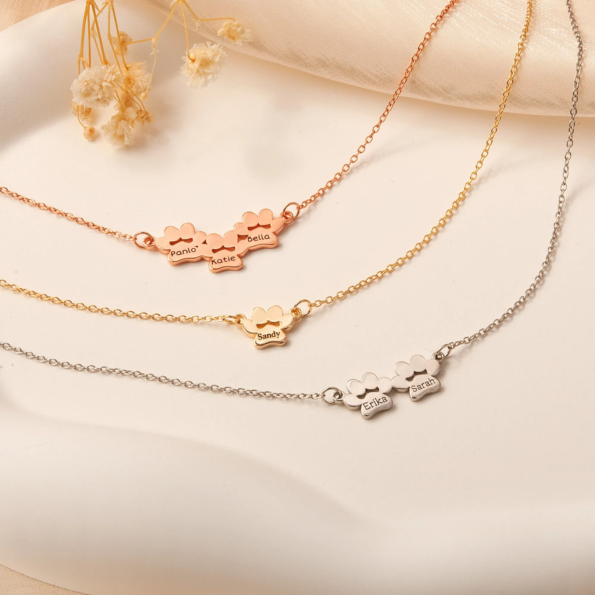 Horizontal Paw Print Name Necklace sold by Anavia product image thumbnail 3