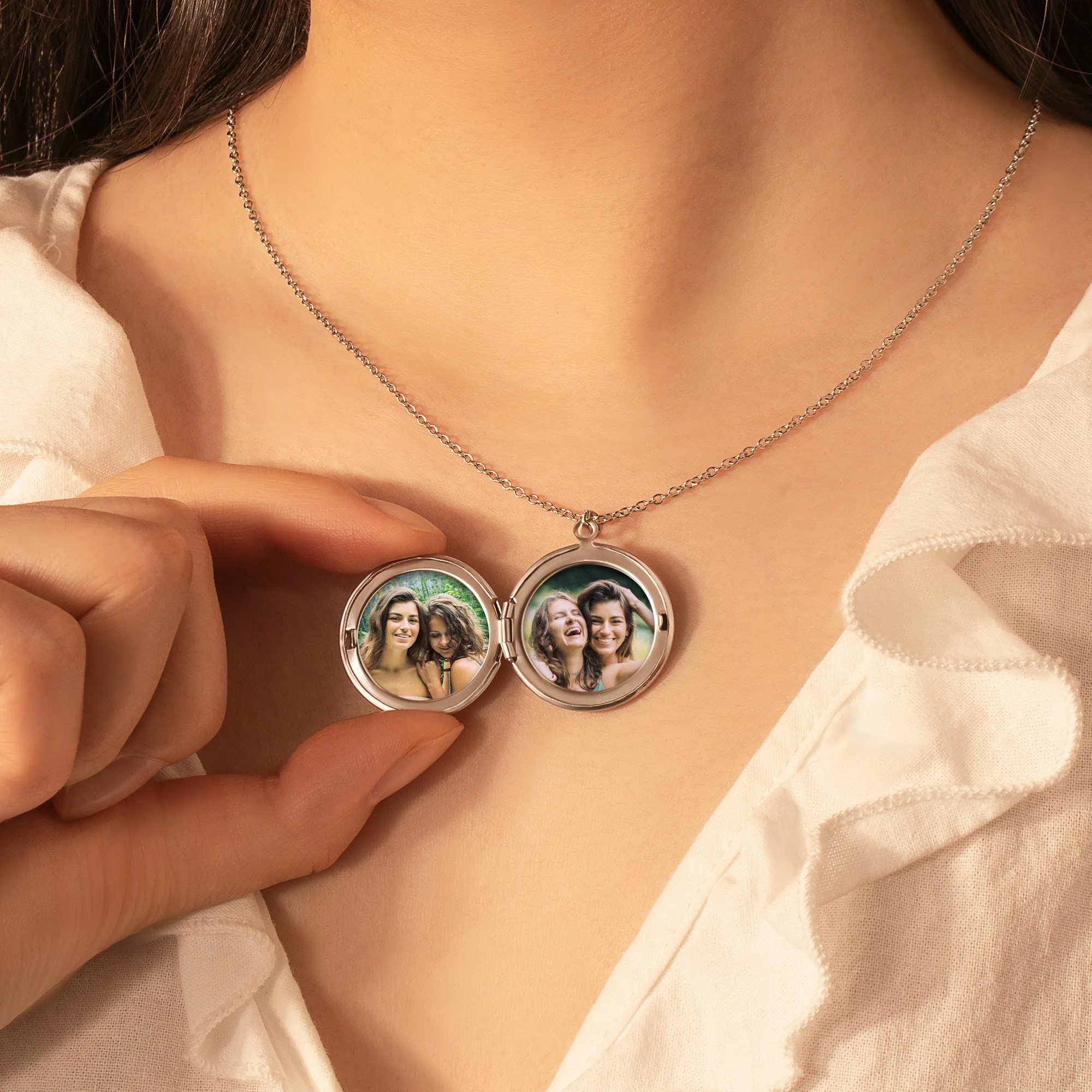 Vintage Flower Round Photo Locket Necklace sold by Anavia product image thumbnail 2