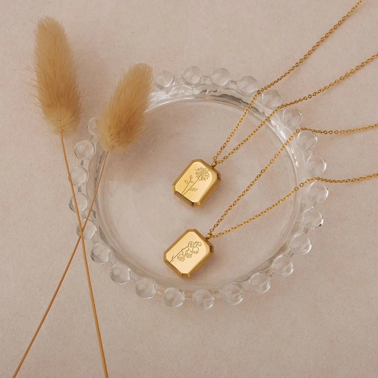 "I Love You Mom" Rectangle Birth Flower Necklace sold by Anavia product image thumbnail 5