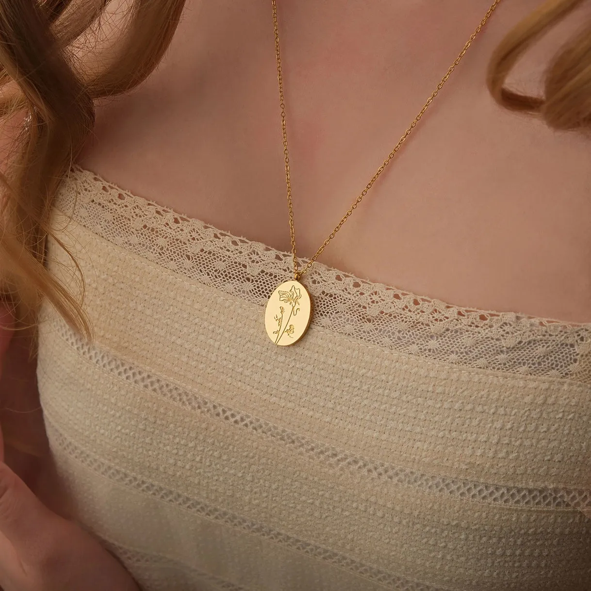 "To an Amazing New Mom" Oval Birth Flower Necklace sold by Anavia product image thumbnail 2