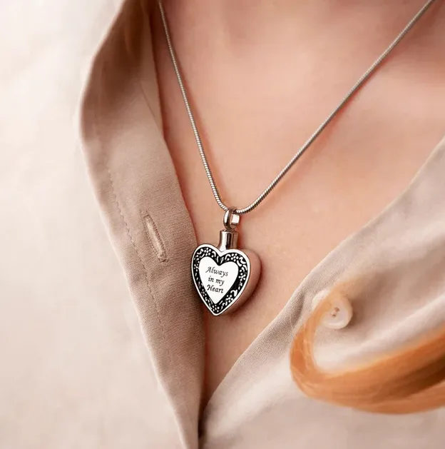 Flower Always in my Heart Memorial Necklace sold by Anavia product image thumbnail 2