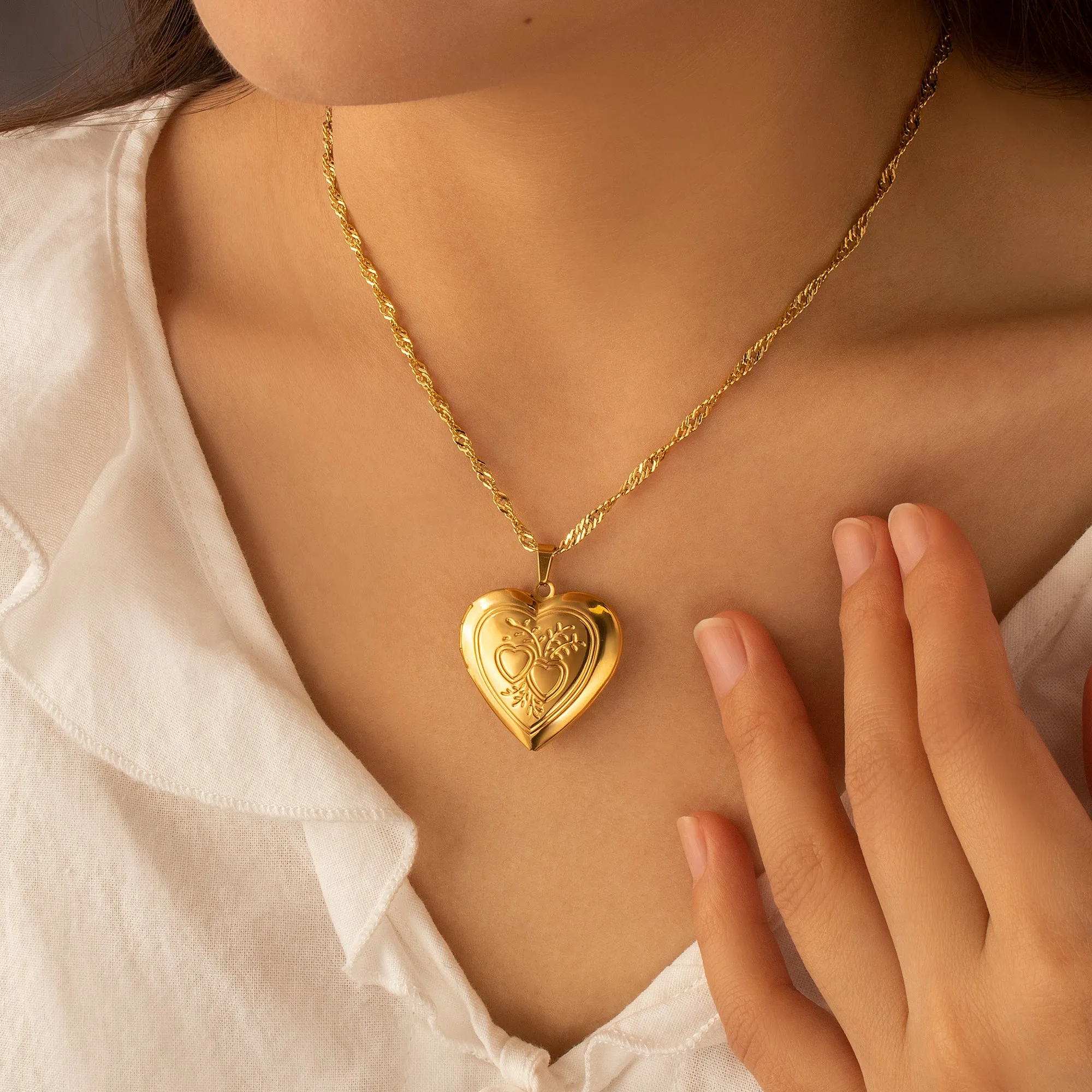 Double Hearts Photo Locket Necklace sold by Anavia product image thumbnail 2