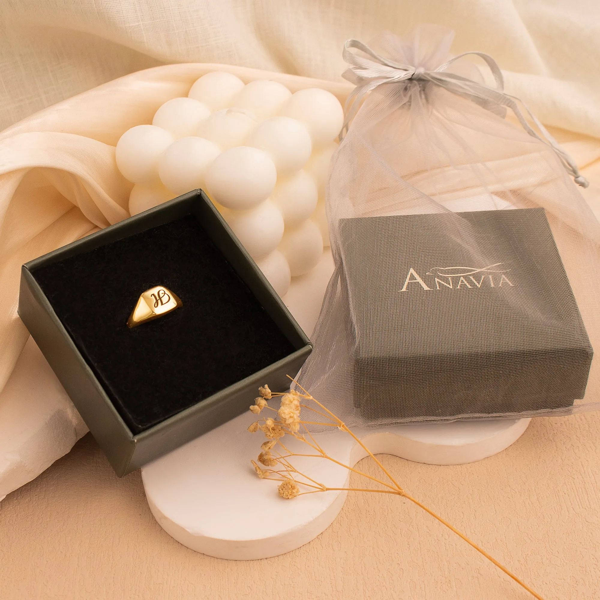Square Signate Ring sold by Anavia product image thumbnail 4