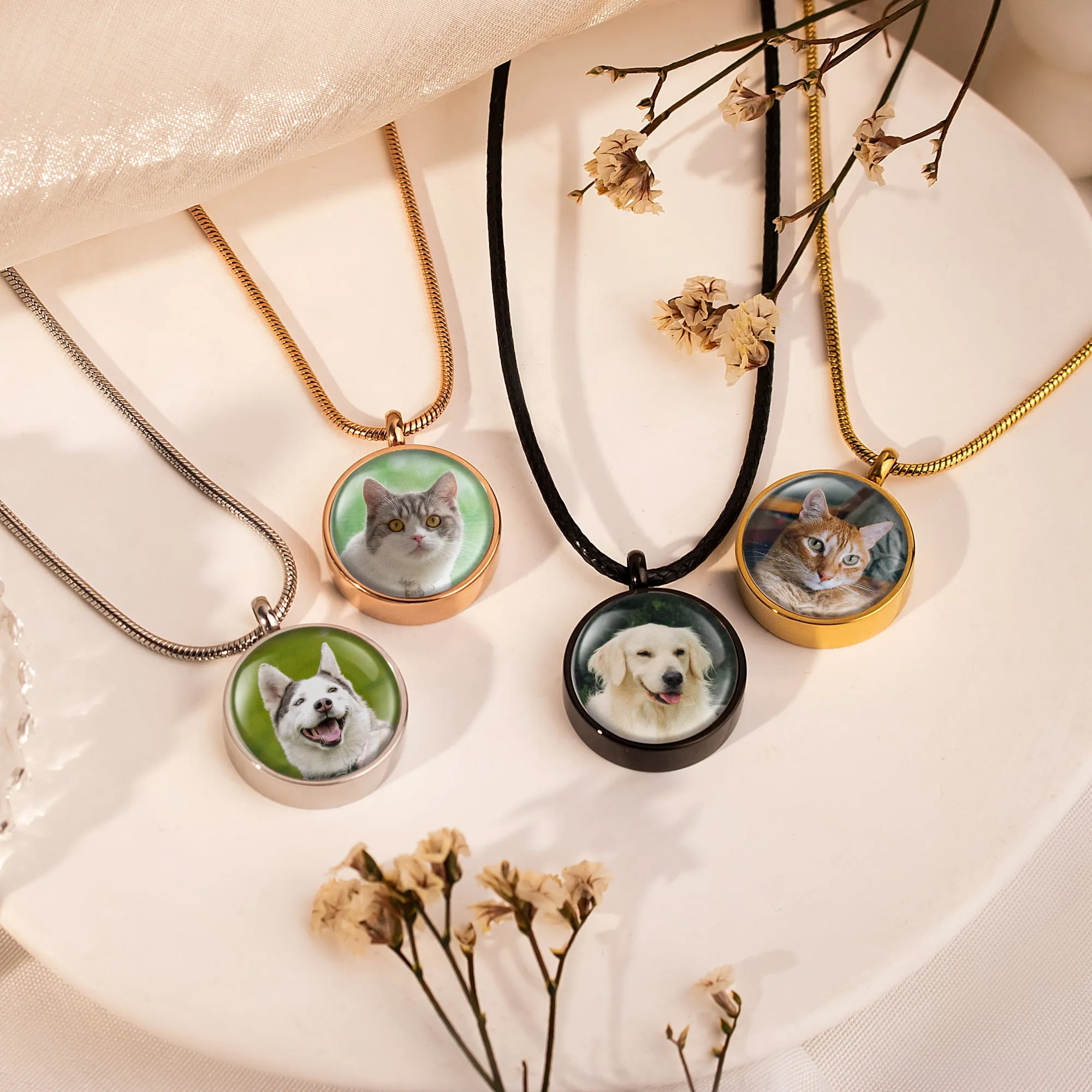 Round Pet Memorial Ashes Holder Necklace with Photo sold by Anavia product image thumbnail 5