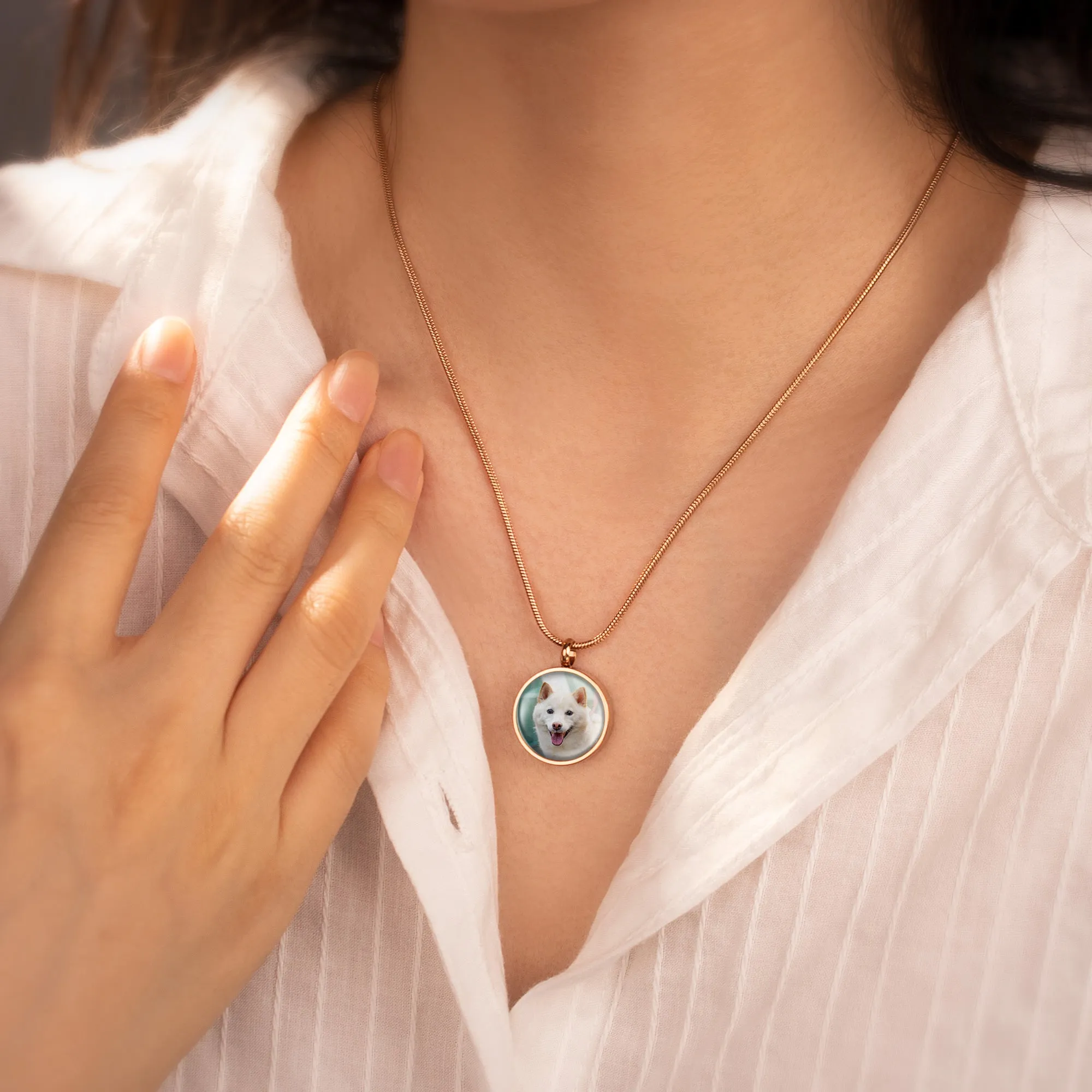 Round Pet Memorial Ashes Holder Necklace with Photo sold by Anavia product image thumbnail 2
