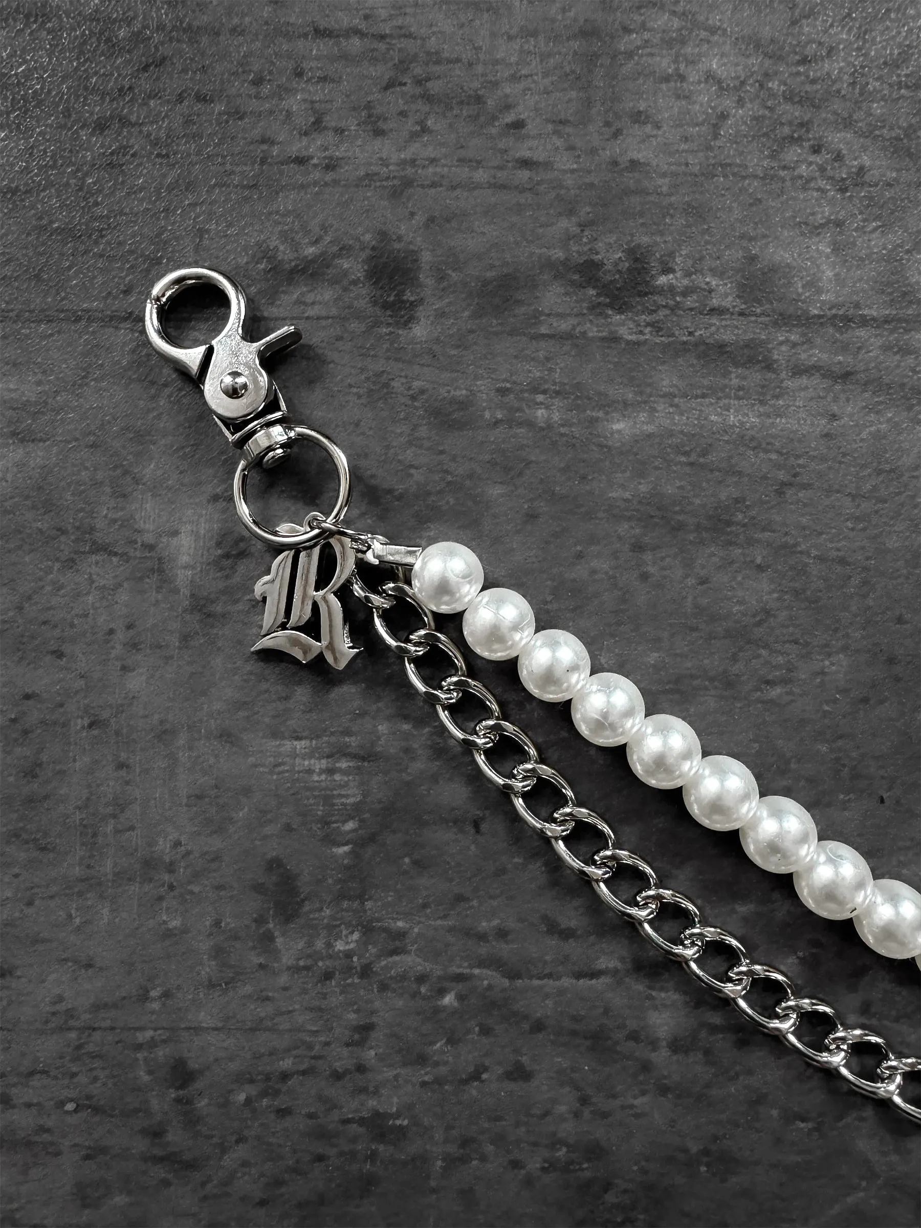 Pearl Link Wallet Chain sold by reputation studios product image thumbnail 2