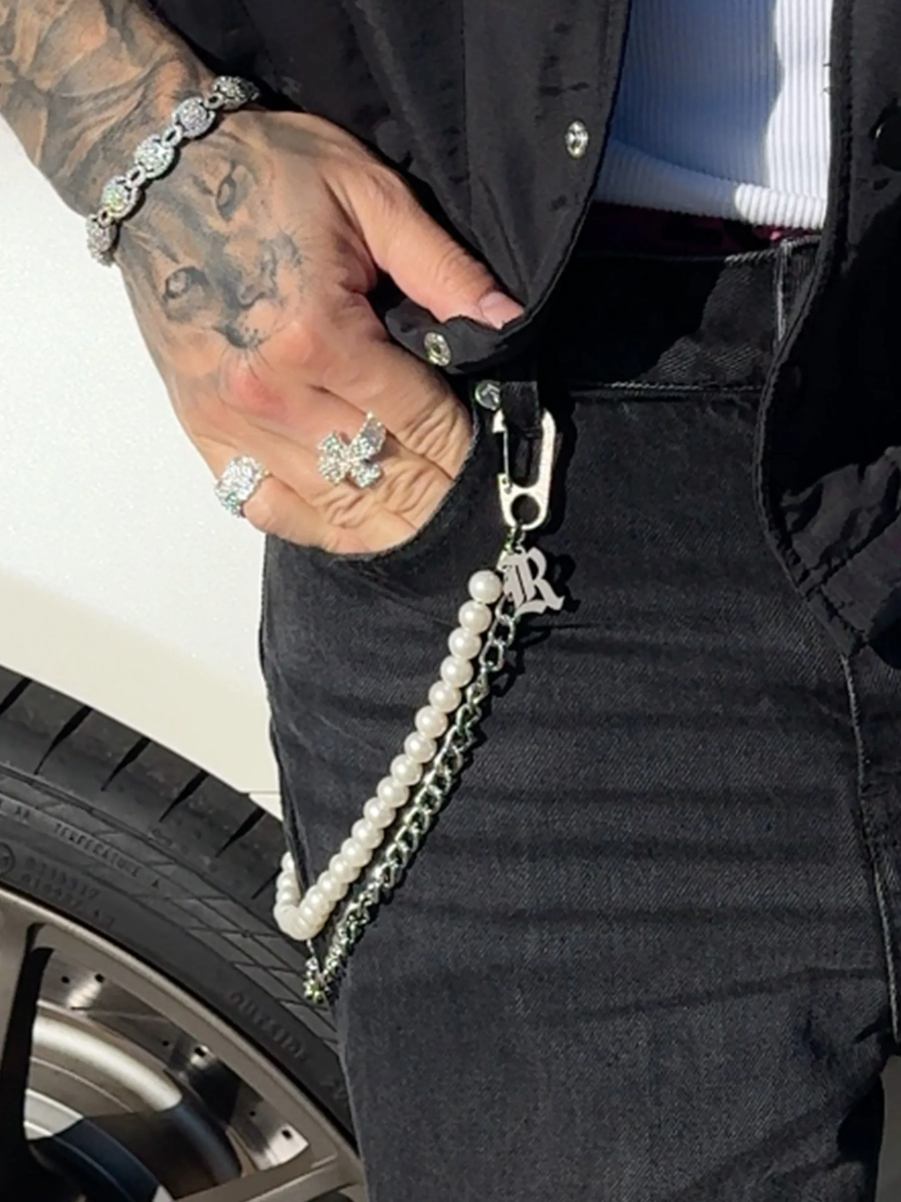 🎁 FREE Pearl Link Wallet Chain sold by reputation studios product image thumbnail 4