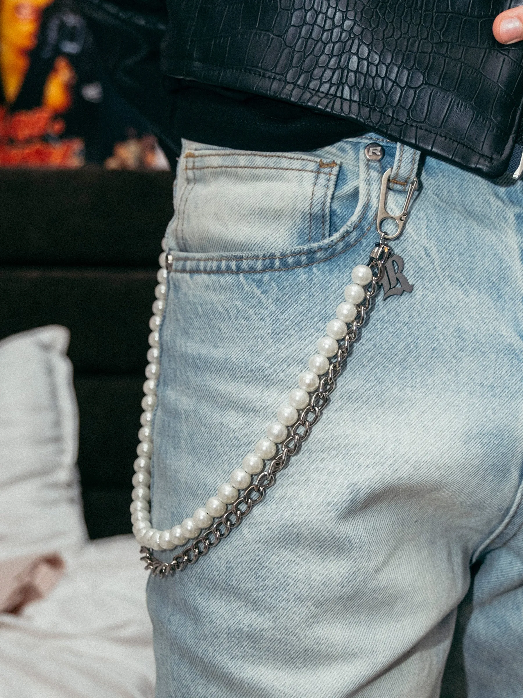 🎁 FREE Pearl Link Wallet Chain sold by reputation studios product image thumbnail 2