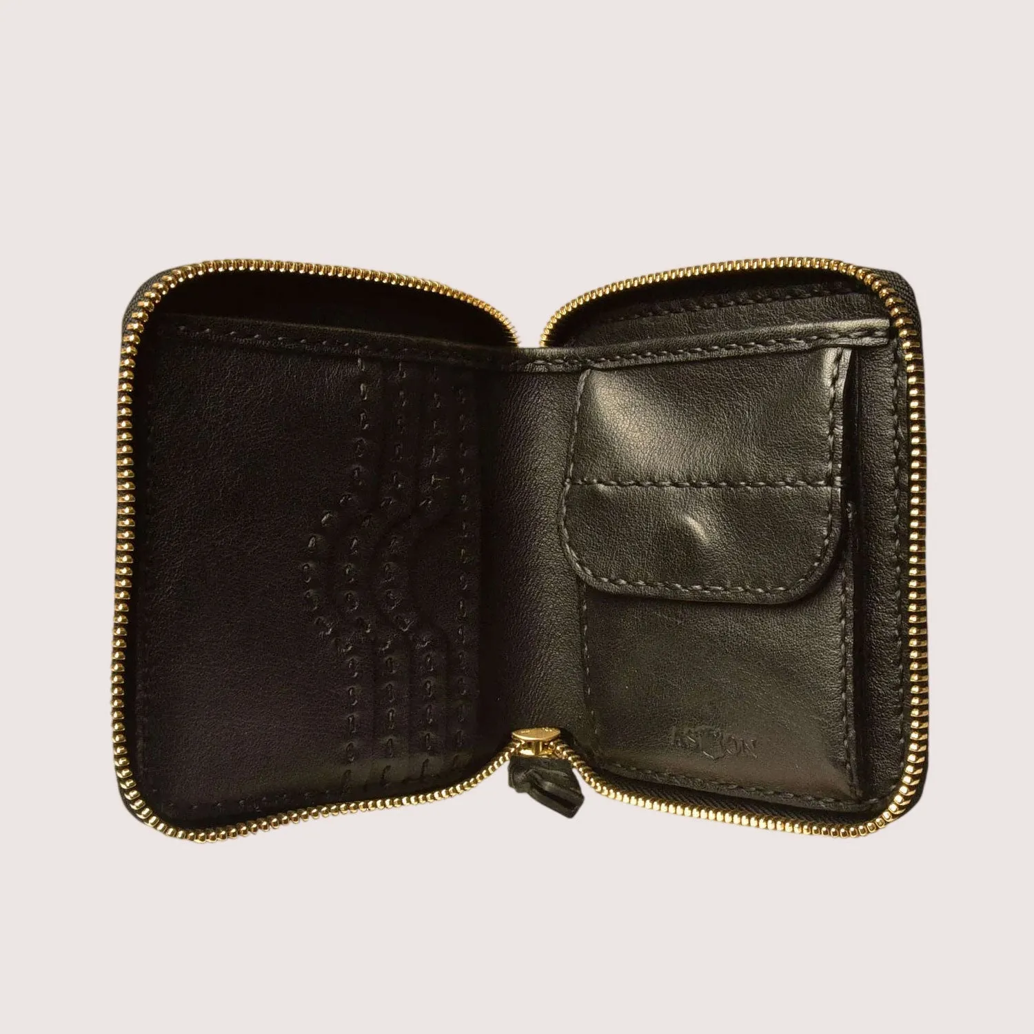 Lofting Hand-Stitched Wallet sold by Aston leather product image thumbnail 3