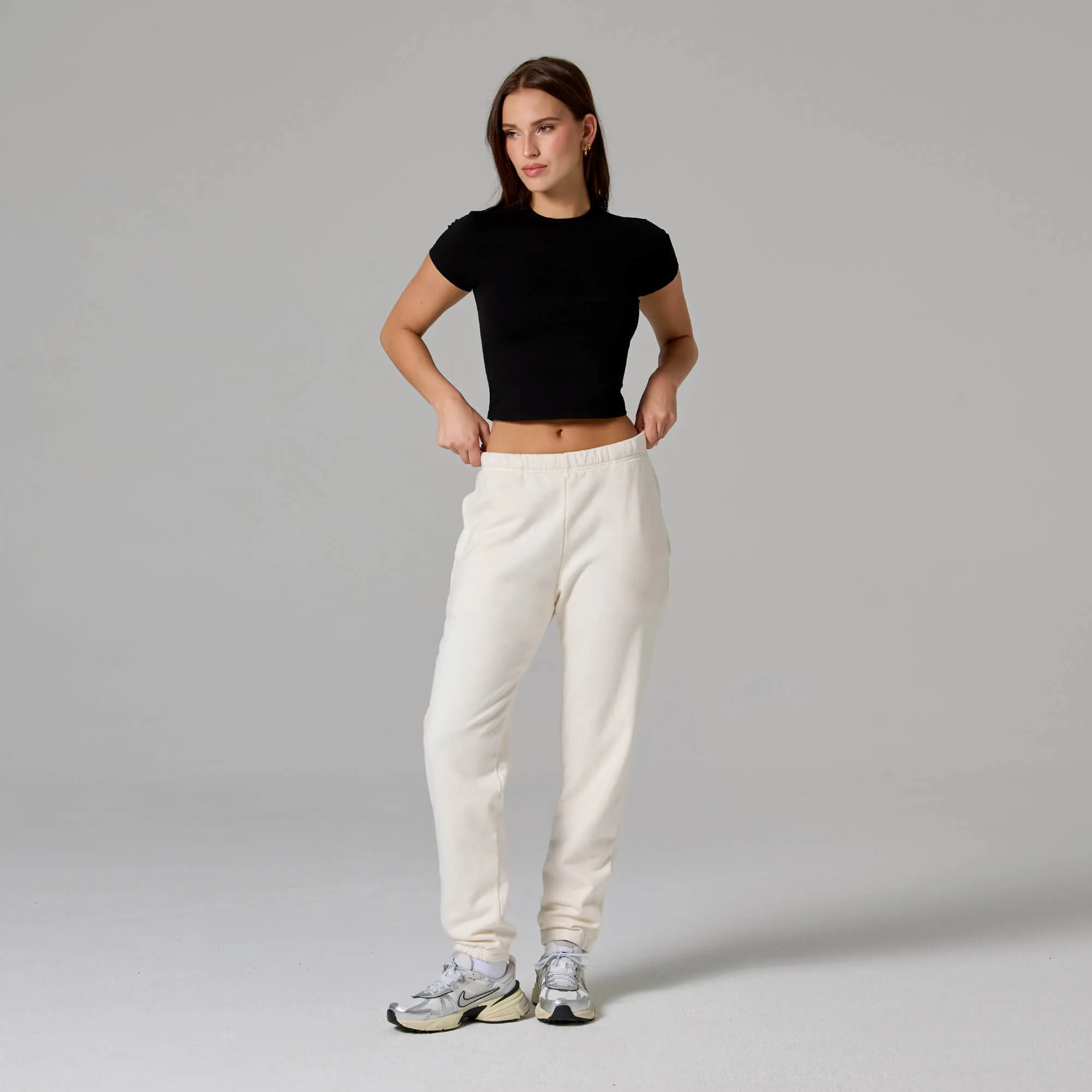 WOMENS SIMPLE LIGHTWEIGHT SWEATPANTS sold by Talentless product image thumbnail 4