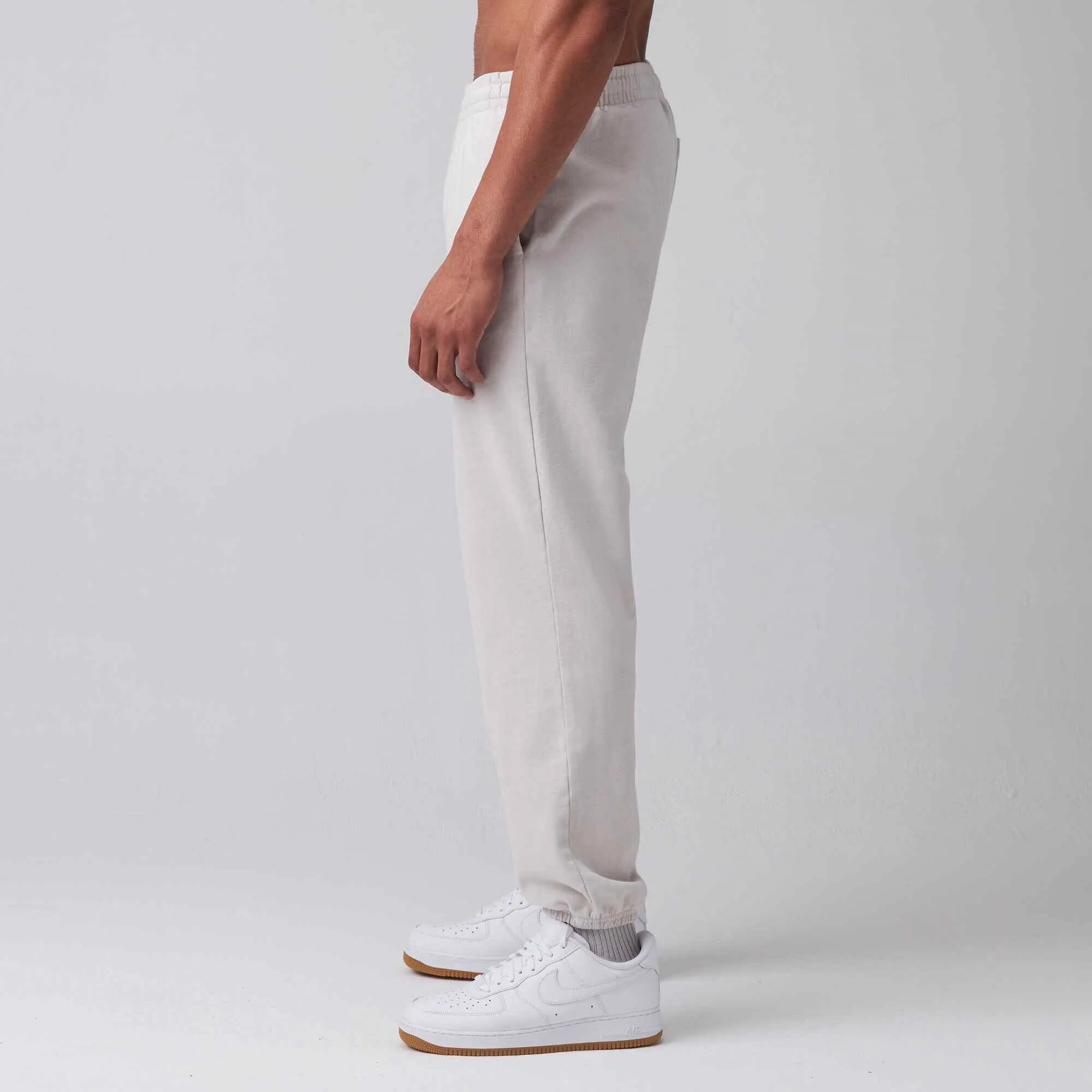 MENS SIMPLE LIGHTWEIGHT SWEATPANTS sold by Talentless product image thumbnail 2
