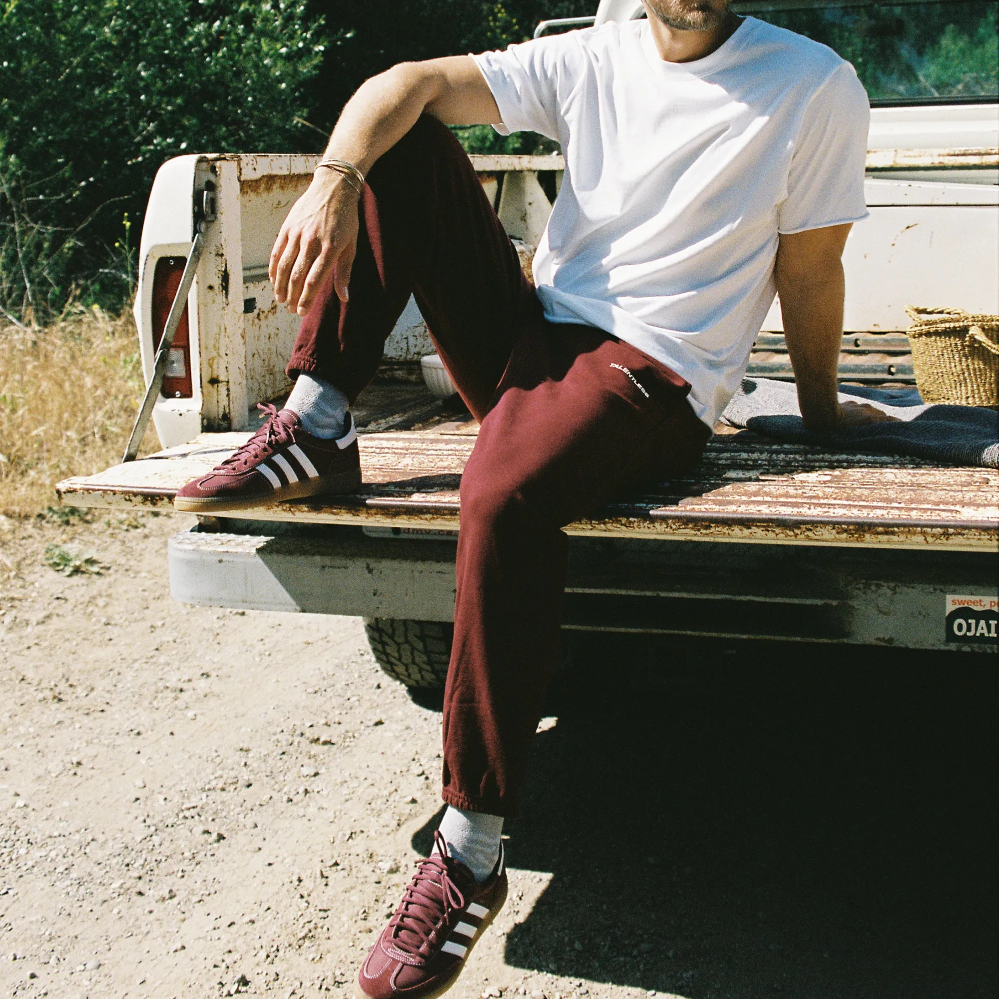 MENS LIGHTWEIGHT SWEATPANTS sold by Talentless product image thumbnail 3