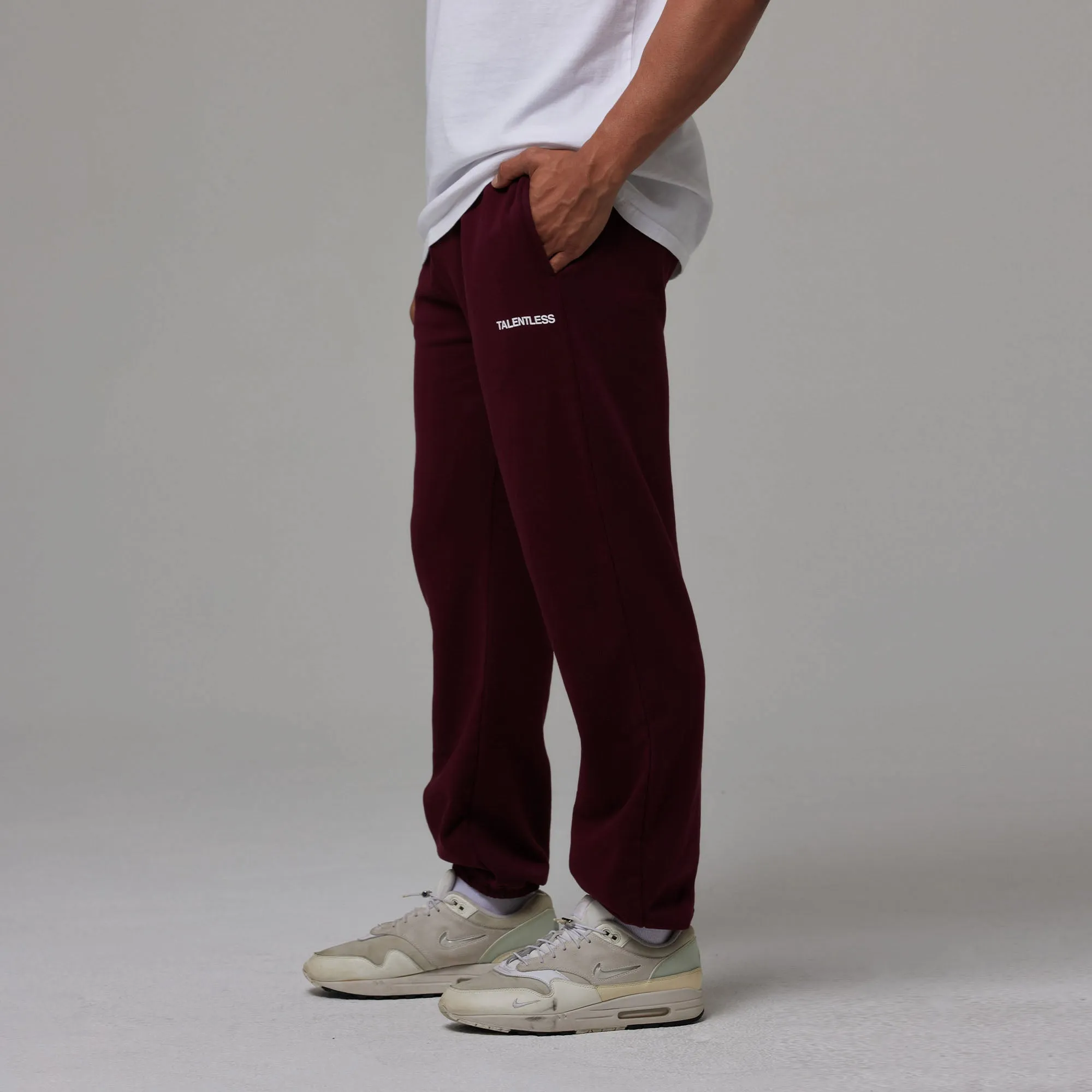 MENS LIGHTWEIGHT SWEATPANTS sold by Talentless product image thumbnail 4