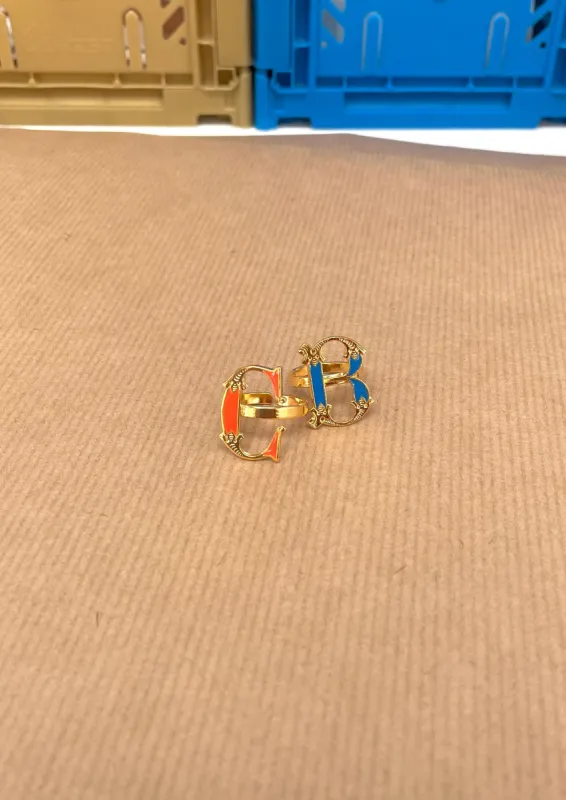 Rich rings sold by Bangle Begum